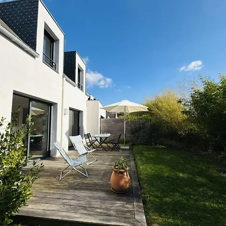 Ty Kerbihan, Confortable Maison Au Calme, 200m 滨海拉特里尼泰