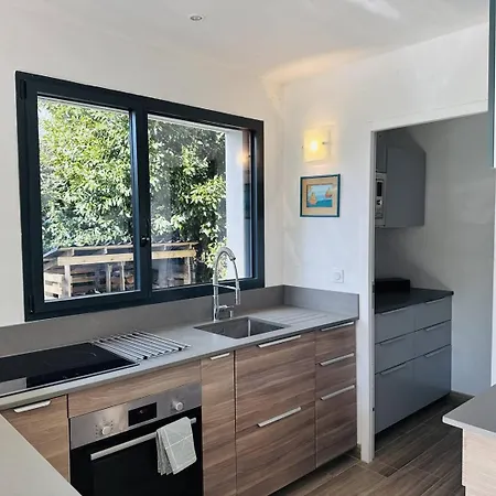 Ty Kerbihan, Confortable Maison Au Calme, 200m